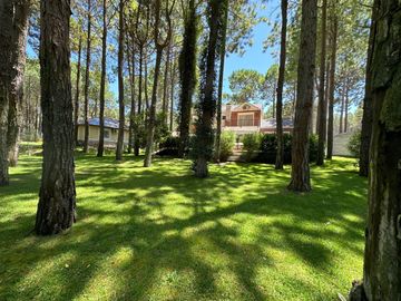 Casa en Venta - 3 Dormitorios 2 Baños - 1042mts2 - Pinamar