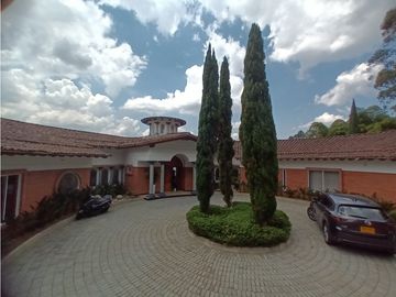 CASA ENVIGADO - EL ESCOBERO