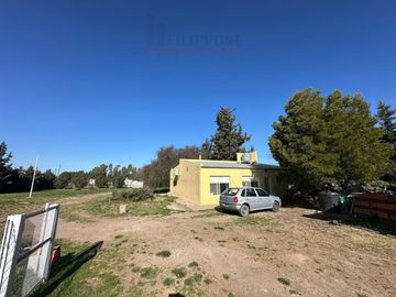 Casaquinta de 2 dormitorios en venta - B° Los Chañares