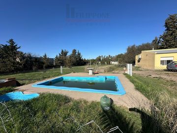 Casaquinta de 2 dormitorios en venta - B° Los Chañares