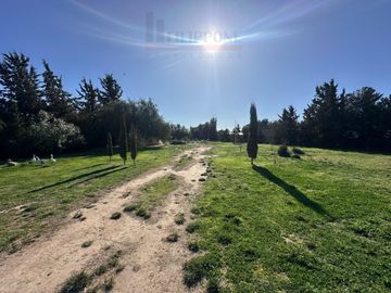 Casaquinta de 2 dormitorios en venta - B° Los Chañares