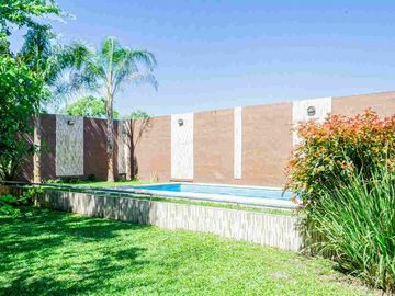 Casa 4 ambientes en Venta en Cañuelas con pileta