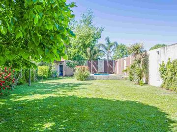Casa 4 ambientes en Venta en Cañuelas con pileta