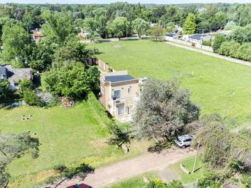 Casa 4 ambientes en Venta en Cañuelas con pileta