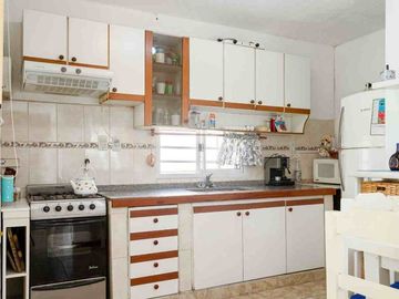 Casa 4 ambientes en Venta en Cañuelas con pileta