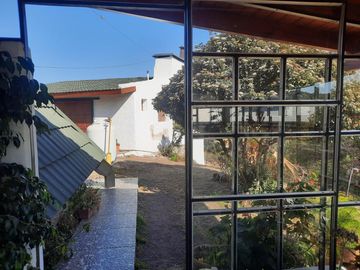 Casa en venta - 2 Dormitorios 3 Baños - 1.240Mts2 - Río Ceballos