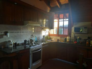 Casa en venta - 2 Dormitorios 3 Baños - 1.240Mts2 - Río Ceballos