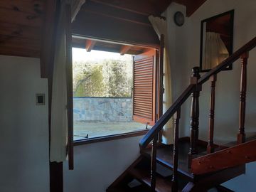 Casa en venta - 2 Dormitorios 3 Baños - 1.240Mts2 - Río Ceballos