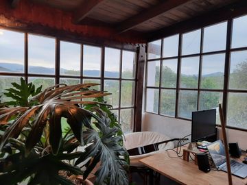 Casa en venta - 2 Dormitorios 3 Baños - 1.240Mts2 - Río Ceballos