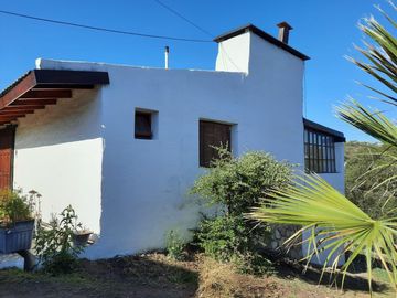 Casa en venta - 2 Dormitorios 3 Baños - 1.240Mts2 - Río Ceballos