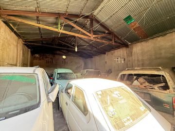 2 departamentos + 1 galpón en VENTA, Bolivia al 1500, barrio Villa Urquiza, SMT. Ideal INVERSORES!