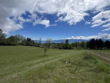 Maravillosas parcelas con impresionante vista al lago!!!