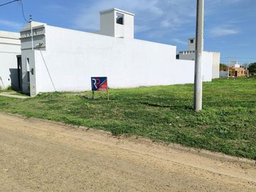 Terreno en  loteo Marconi, Razetto casi Magnasco