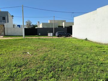 Terreno en  loteo Marconi, Razetto casi Magnasco