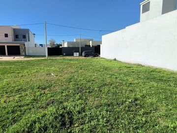 Terreno en  loteo Marconi, Razetto casi Magnasco