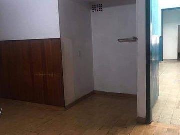 Departamento en la Plata ideal para emprendimiento en pleno  centro comercial de calle 12