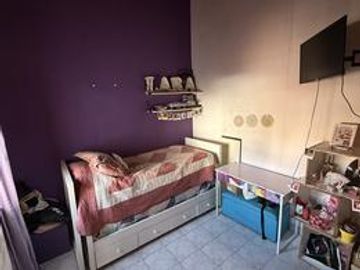 APTO CREDITO ACEPTA PERMUTA CASA 5 AMBIENTES CON COCHERA Y PARRILLA EN BALLESTER