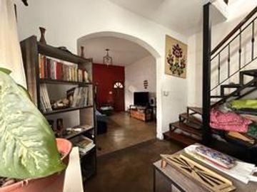 APTO CREDITO ACEPTA PERMUTA CASA 5 AMBIENTES CON COCHERA Y PARRILLA EN BALLESTER