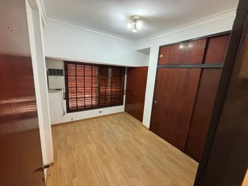 Casa en  50 entre 22 y 23
