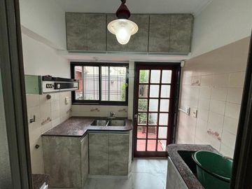 Casa en  50 entre 22 y 23