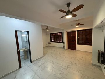 Casa en  50 entre 22 y 23