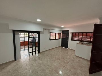 Casa en  50 entre 22 y 23