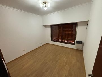 Casa en  50 entre 22 y 23