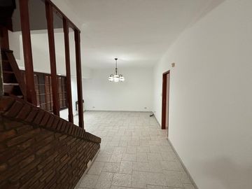 Casa en  50 entre 22 y 23