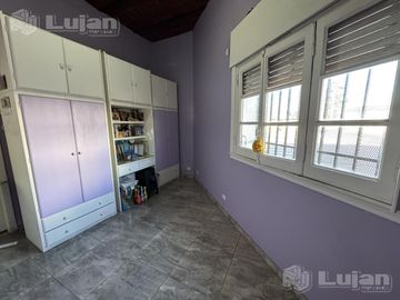 Venta PH en Liniers tipo casa 4 ambs con garaje