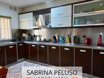 VENTA CASA 4 AMBIENTE MORENO