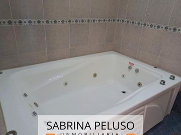 VENTA CASA 4 AMBIENTE MORENO