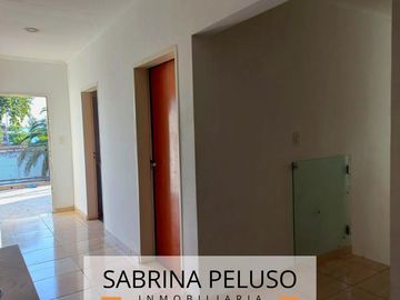 VENTA CASA 4 AMBIENTE MORENO