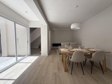 Corrientes 900-PH 3 dormitorios PATIO EXCLUSIVO PARRILLERO Centro Rosario