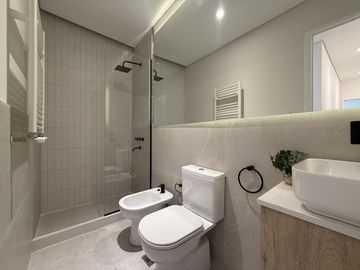 Corrientes 900-PH 3 dormitorios PATIO EXCLUSIVO PARRILLERO Centro Rosario