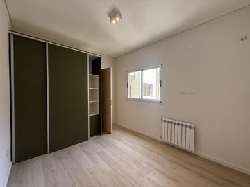 Corrientes 900-PH 3 dormitorios PATIO EXCLUSIVO PARRILLERO Centro Rosario