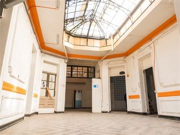 Local Comercial en Venta en vergara 130