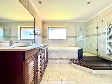 Andalué casa en excelente ubicación