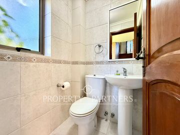 Andalué casa en excelente ubicación