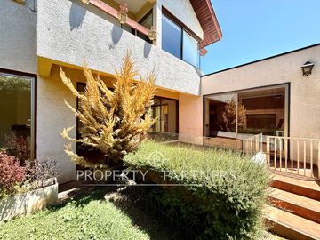 Andalué casa en excelente ubicación