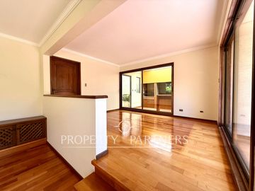 Andalué casa en excelente ubicación