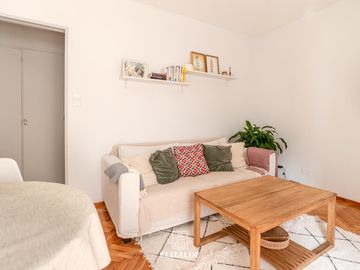 Charcas y Araoz - 2 amb muy luminoso - Venta