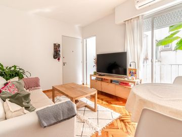 Charcas y Araoz - 2 amb muy luminoso - Venta