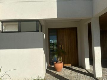 Casa en alquiler en el barrio el Canal, al rio, Villanueva, Tigre