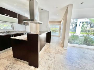 Casa de 7 Ambientes en Venta en La Reserva Cardales
