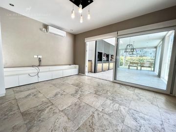 Casa de 7 Ambientes en Venta en La Reserva Cardales