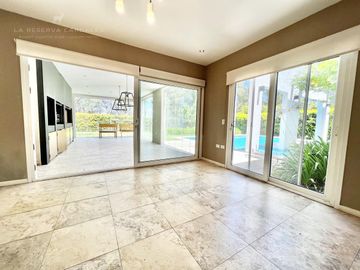 Casa de 7 Ambientes en Venta en La Reserva Cardales