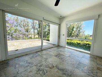 Casa de 7 Ambientes en Venta en La Reserva Cardales