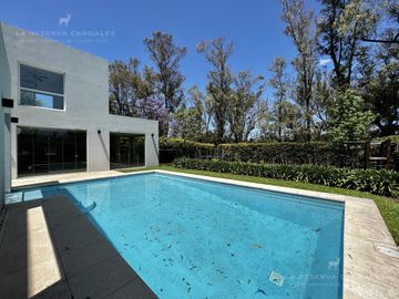 Casa de 7 Ambientes en Venta en La Reserva Cardales