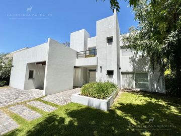 Casa de 7 Ambientes en Venta en La Reserva Cardales