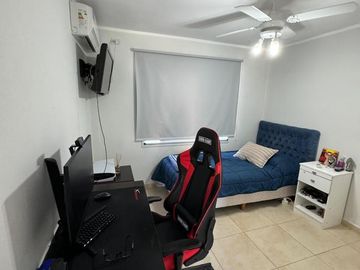 Casa en  Venta - 5 AMB en Haras Santa Maria - Acepta Permuta